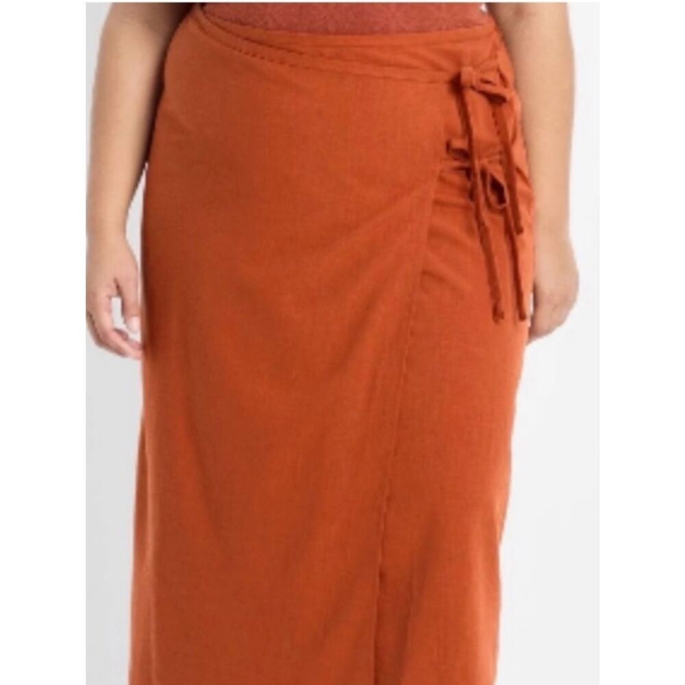 Future Collectiive XL Burnt orange skirt - Picture 2 of 2